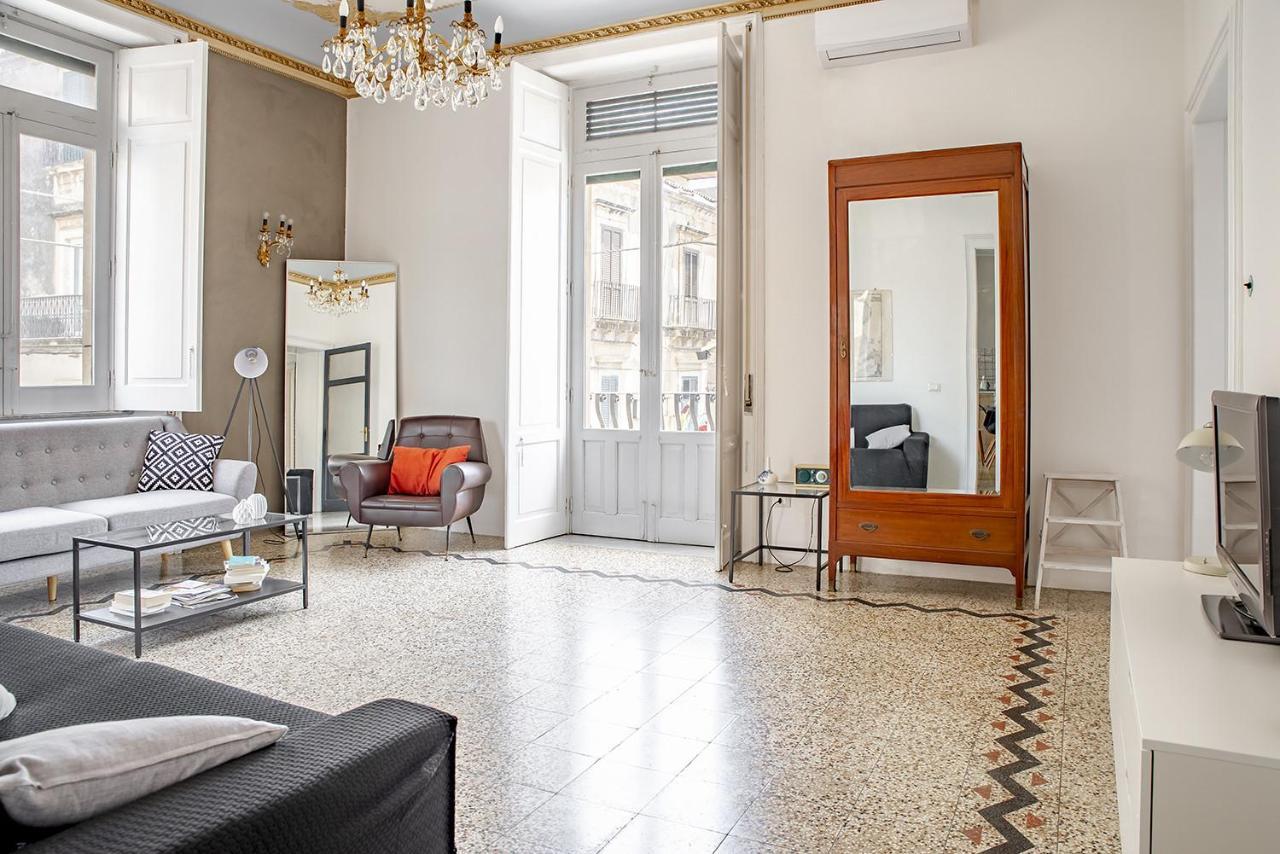 Cavour Apartments By Wonderful Italy Noto Esterno foto