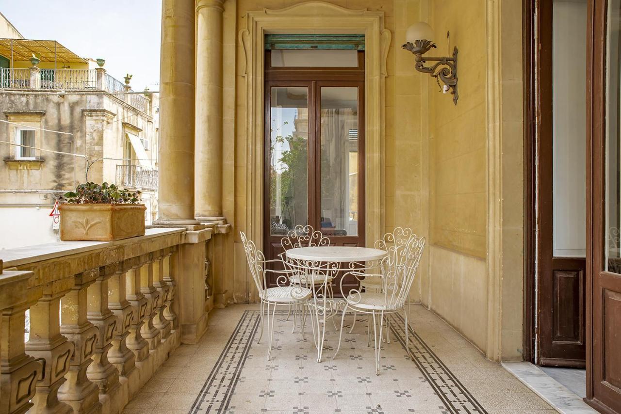 Cavour Apartments By Wonderful Italy Noto Esterno foto